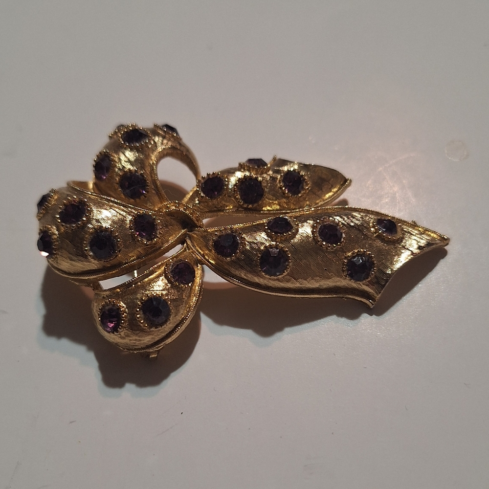 Large Rhinestone Ribbon Bow Pin - Picture 3 of 4